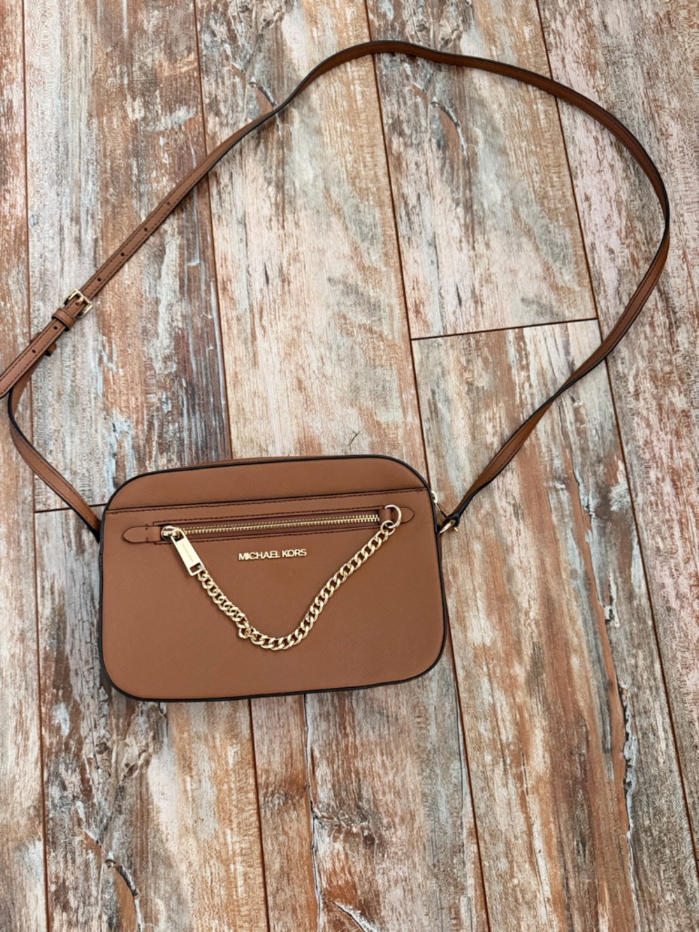 Michael Kors Tan Saffiano Leather Crossbody with Gold Chain - Picture 2 of 8